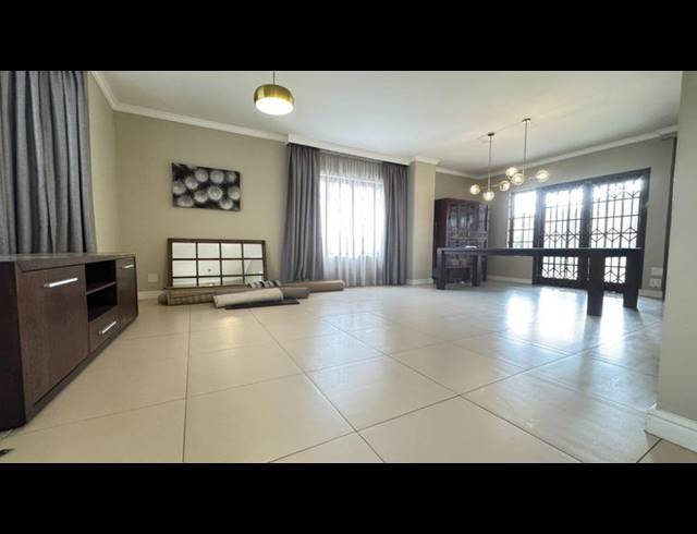 3 BEDROOM TOWNHOUSE FOR SALE IN MORNINGSIDE